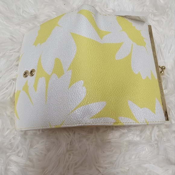 Tri-Fold Wallet BUXTON Yellow & White RFID Coin Purse Pebble Leather Floral - Picture 10 of 12